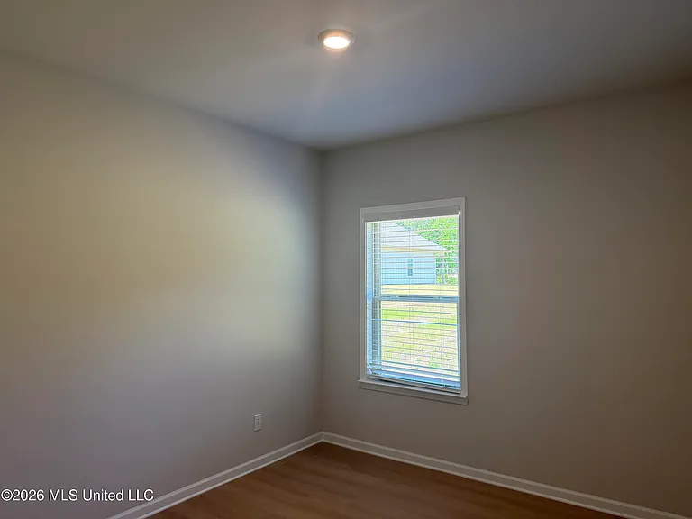 410 Hidden Reed Ct — Photo 9