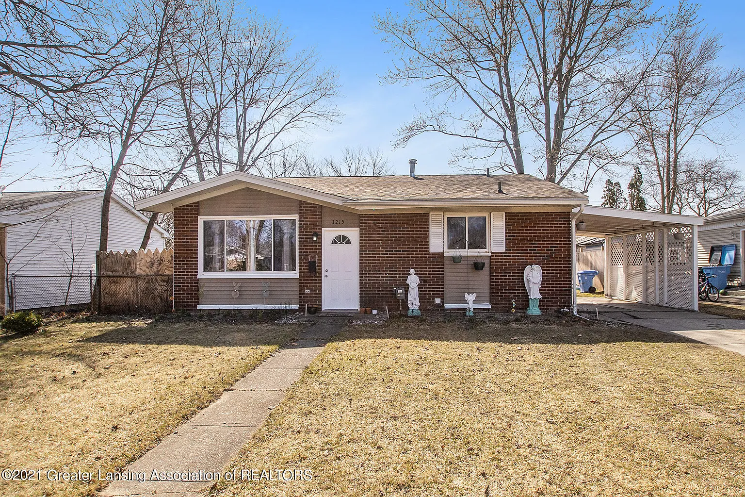 3215 Reo Rd photo 1