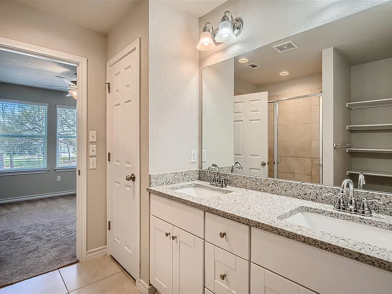 1604 Los Olivios Way — Photo 16
