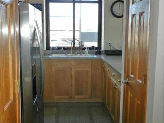 4th image of 289 5th St E Unit 405