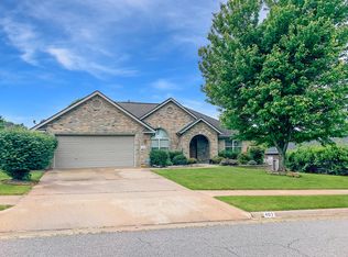 407 NW Saddlebrook Dr, Bentonville, AR 72712