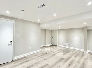 617 Rosseau Rd #3, Hamilton, ON L8K4T9