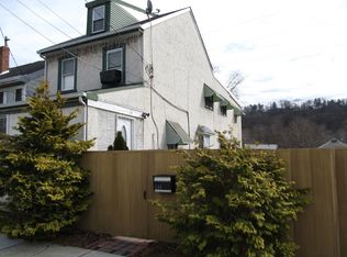 631 E Elm St, Conshohocken, PA 19428