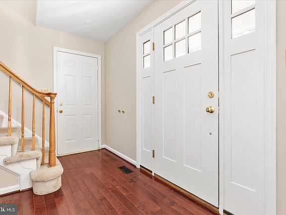 5th image of 10283 Cedar Ridge Dr