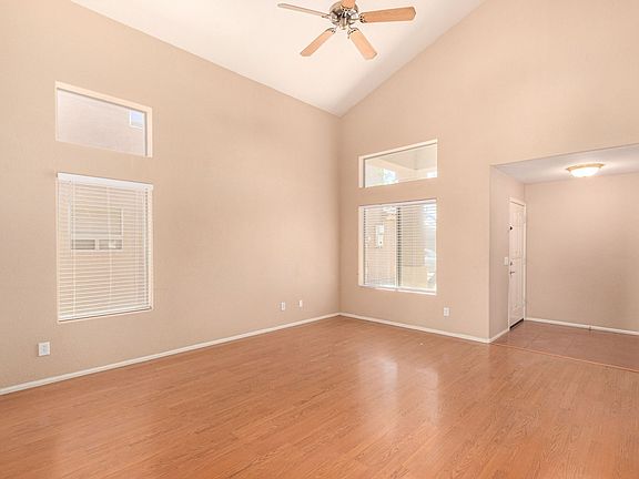 4th image of 41704 W Sunland Dr