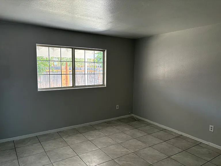 608 C Quiroz St — Photo 18