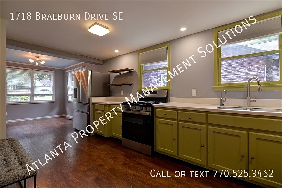 3 bed, 1411 sqft, $2,400 — Photo 4