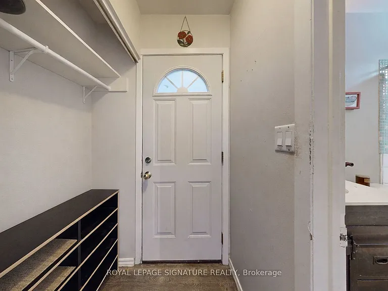 117 Hampton Ave #MAIN — Photo 12