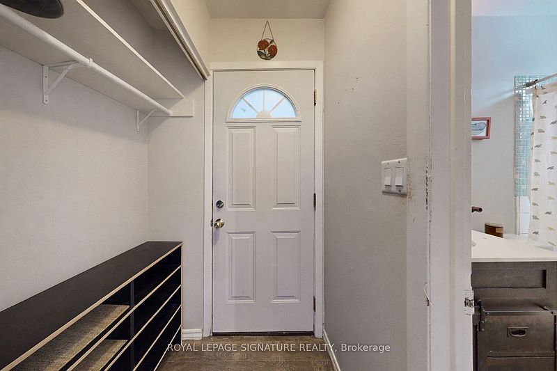 Toronto House for rent - 2 Bedrooms — photo 11