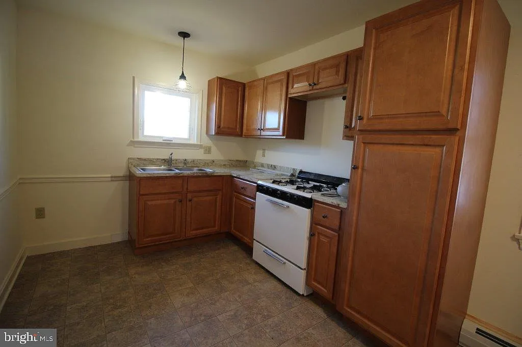 1 bed, 500 sqft, $950 — Photo 3