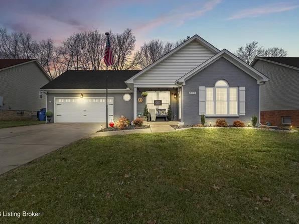 215 Woodfield Cir, Shelbyville, KY 40065