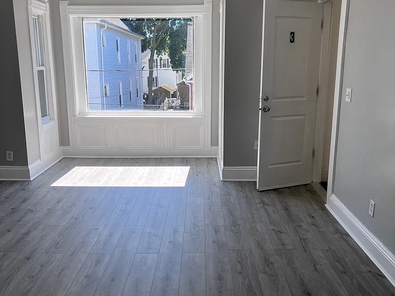 496 Summer St #3 — Photo 5