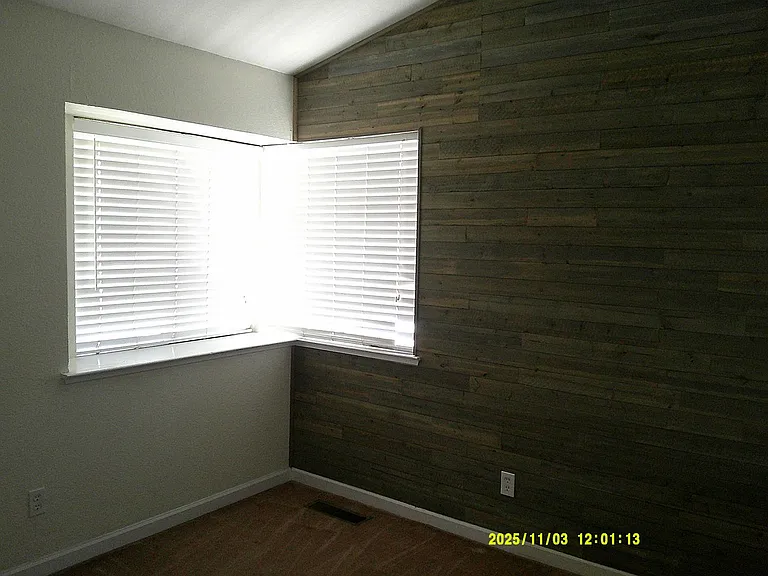 265 Sanborn Ln — Photo 14