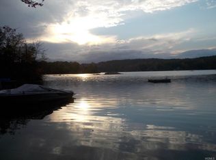 76 Lakefront Rd, Putnam Valley, NY 10579