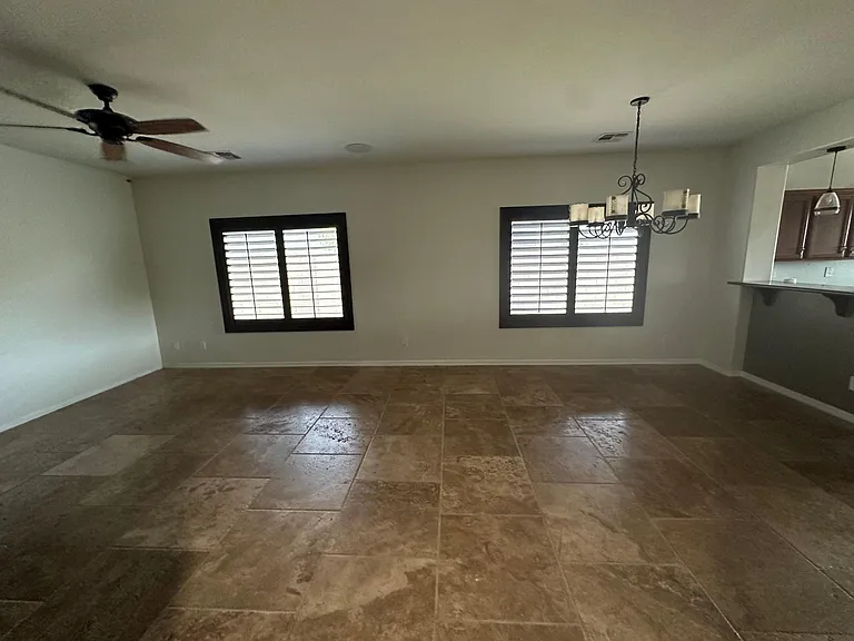 1703 W Big Oak St — Photo 27