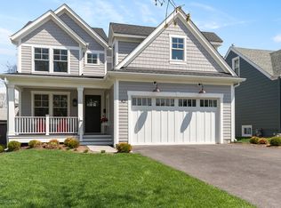 437 S Lombard Ave, Lombard, IL 60148