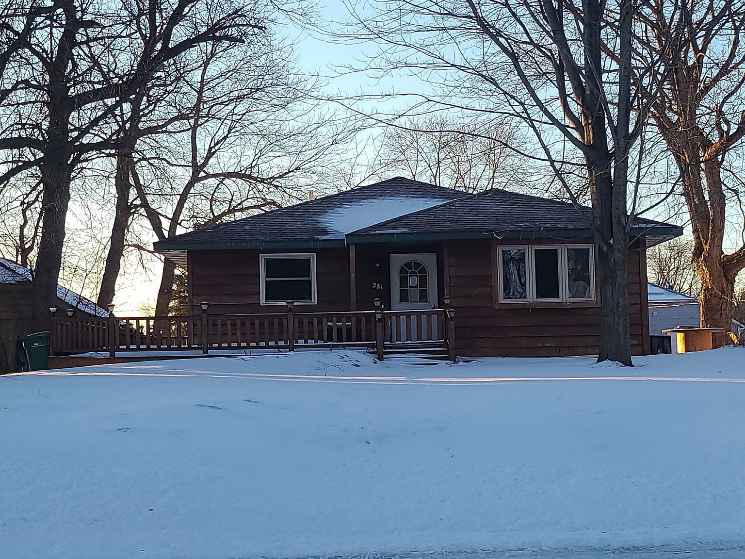 221 2nd St W, Balaton, MN 56115 Zillow