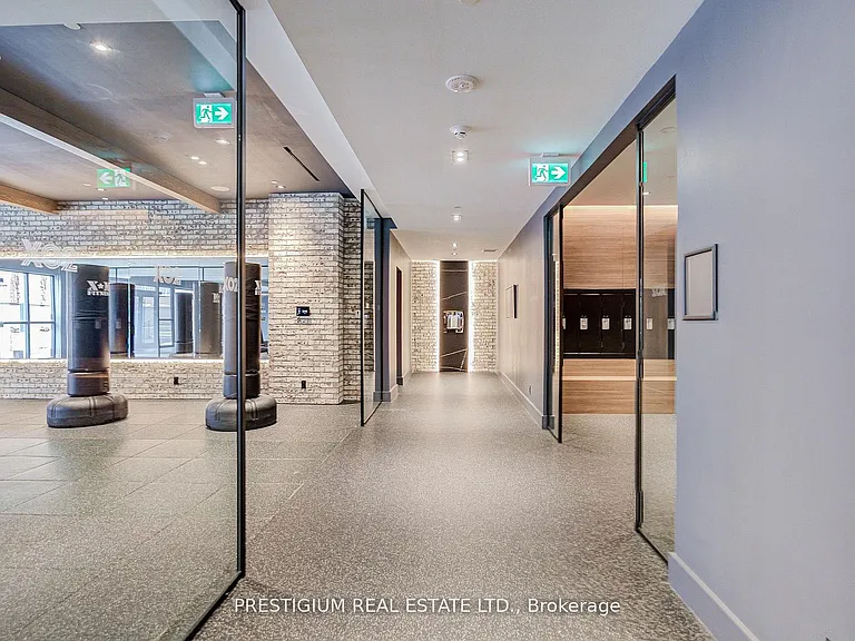 285 Dufferin St #1311 — Photo 37