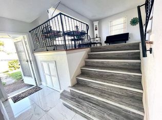 141 McArthur Pkwy, Pembroke Pines, FL 33024