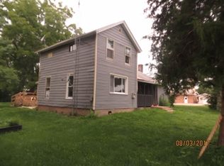 390 N East Ave, Amboy, IL 61310