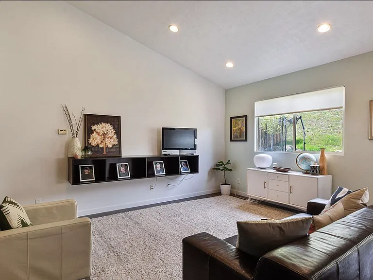 2037 E Brookings Dr — Photo 17