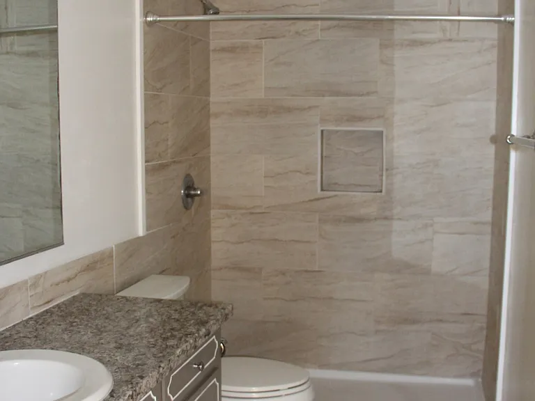 2538 Lewis Dr — Photo 10