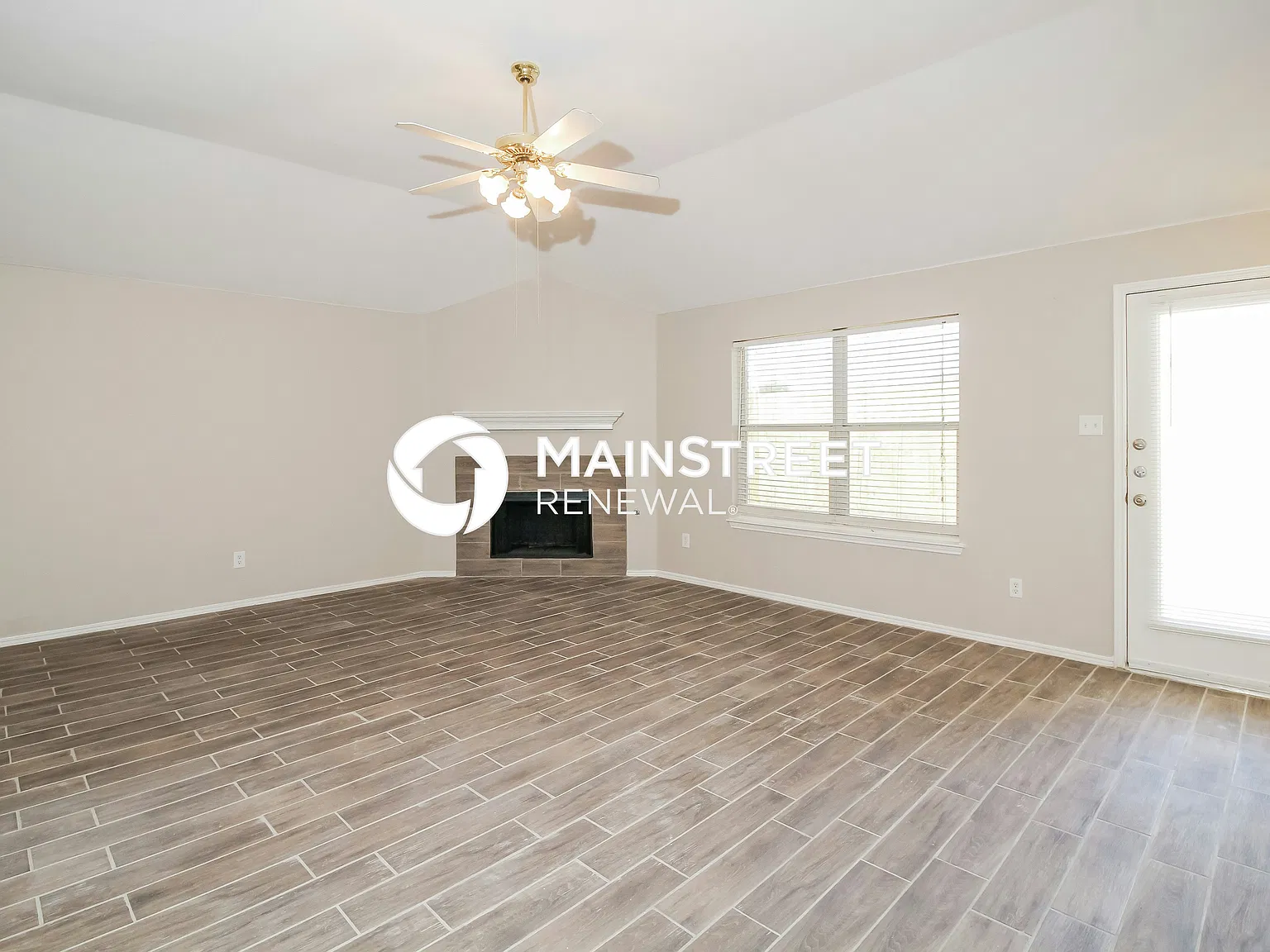 12004 Gold Creek Dr — Photo 3