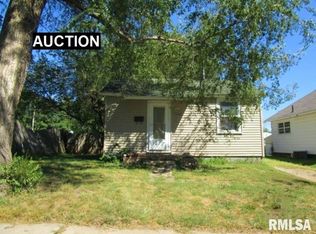 1406 Howard Ct, Pekin, IL 61554
