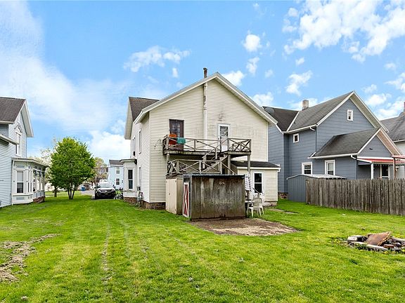 4th image of 37 Holley St