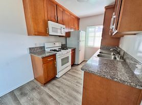 12628 Pacific Ave, Los Angeles, CA