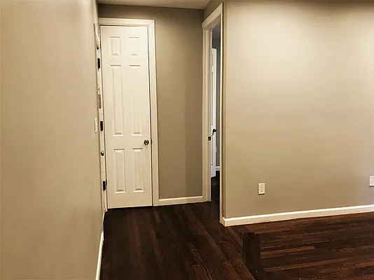 Rented by Bruma Realty LLC | media 25