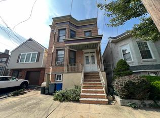 329 Centre Ave, Secaucus, NJ 07094