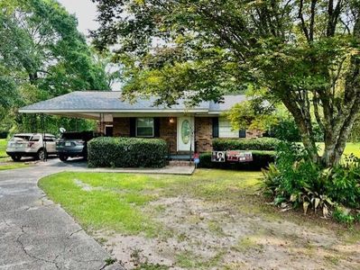 402 N Main St, Petal, MS, 39465