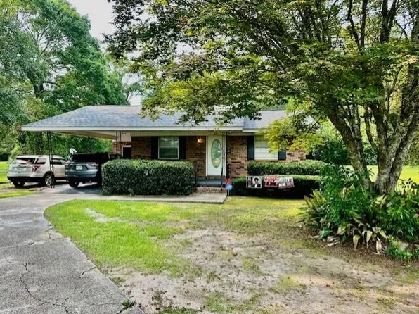 402 N Main St, Petal, MS 39465