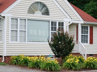112 Swannee Dr, Ashland, VA 23005