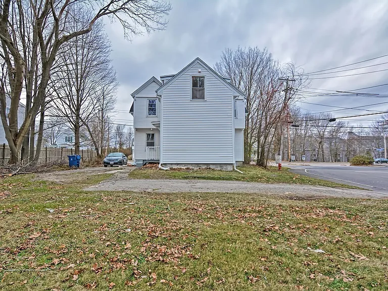 611 N Main St #2 — Photo 13