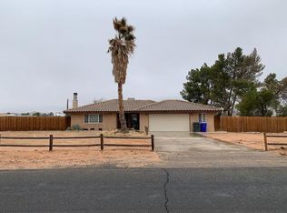 15530 Erie Rd, Apple Valley, CA 92307