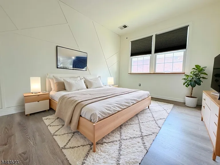 304 W Linden Ave — Photo 10