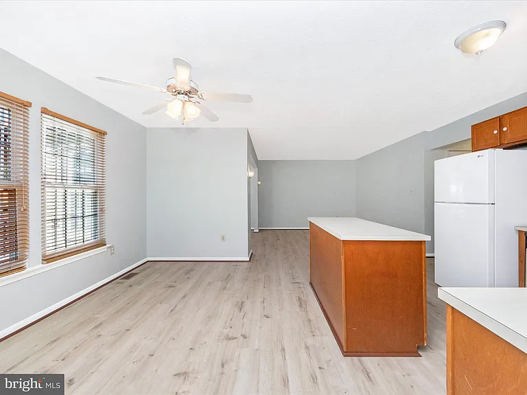 408 Willow Hill Ct — Photo 47