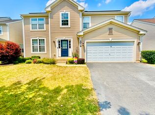 2078 Kate Dr, Montgomery, IL 60538