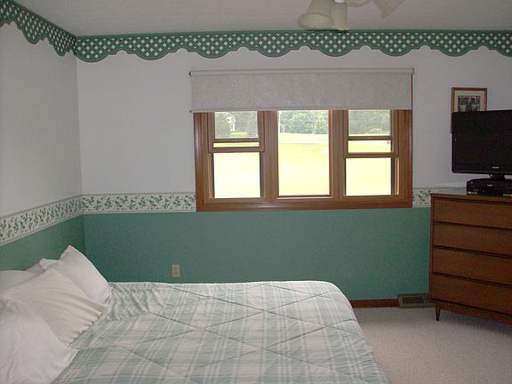 5th image of 8619 Seasons Rd