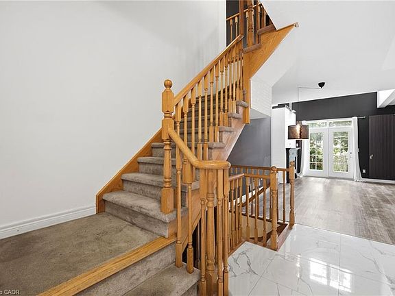 4th image of 1295 Wharf St #21