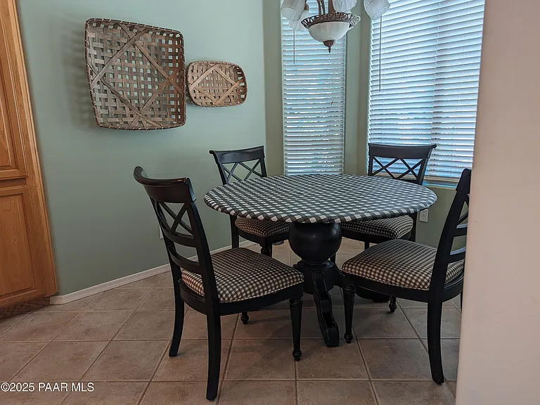 2365 Sequoia Dr — Photo 8