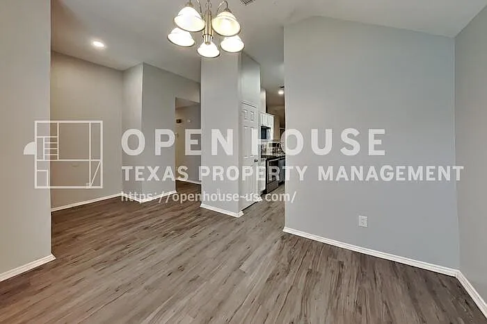 508 Alex St — Photo 8
