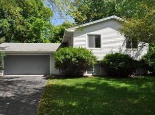 7832 College Park Dr N, Brooklyn Park, MN 55445