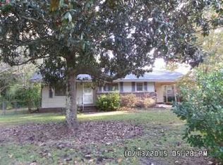 621 Colonial Dr, Sumter, SC 29150