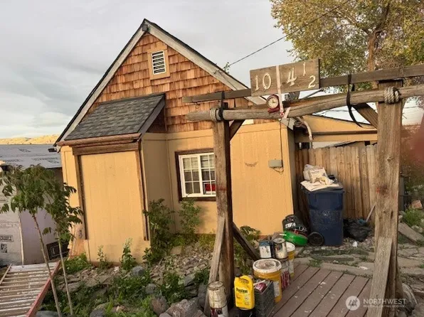 1014 S Mission Street, Wenatchee, WA 98801