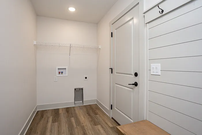 503 Wright Rd — Photo 7