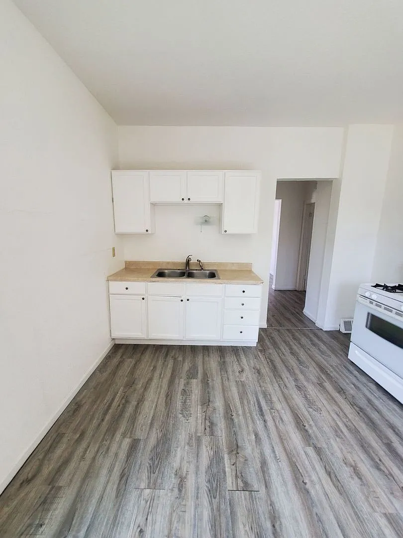 2508-2508A N 35th St. (Duplex) — Photo 3