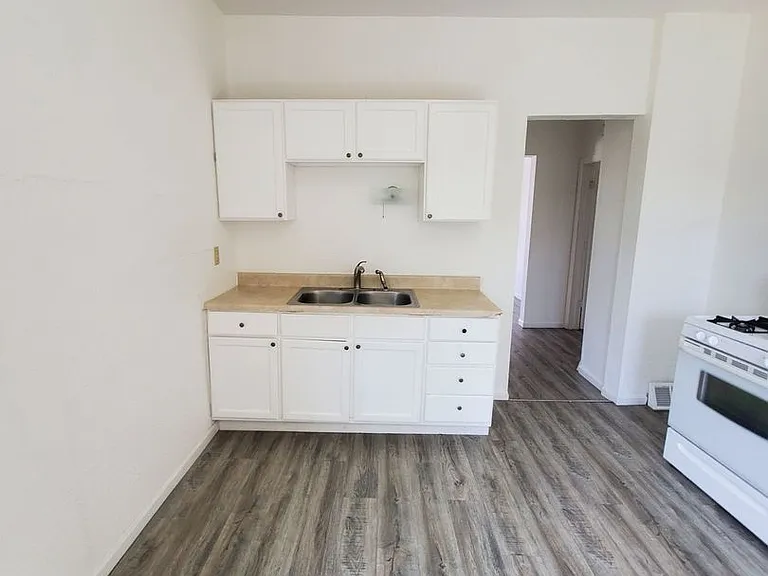 2508-2508A N 35th St. (Duplex) — Photo 3